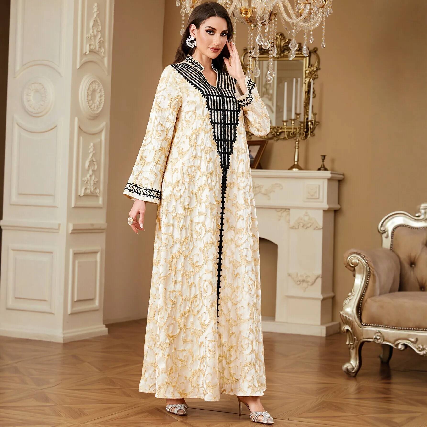 Robe brodée col en V pour le q - Urban Ethnic Fashion avis et prix